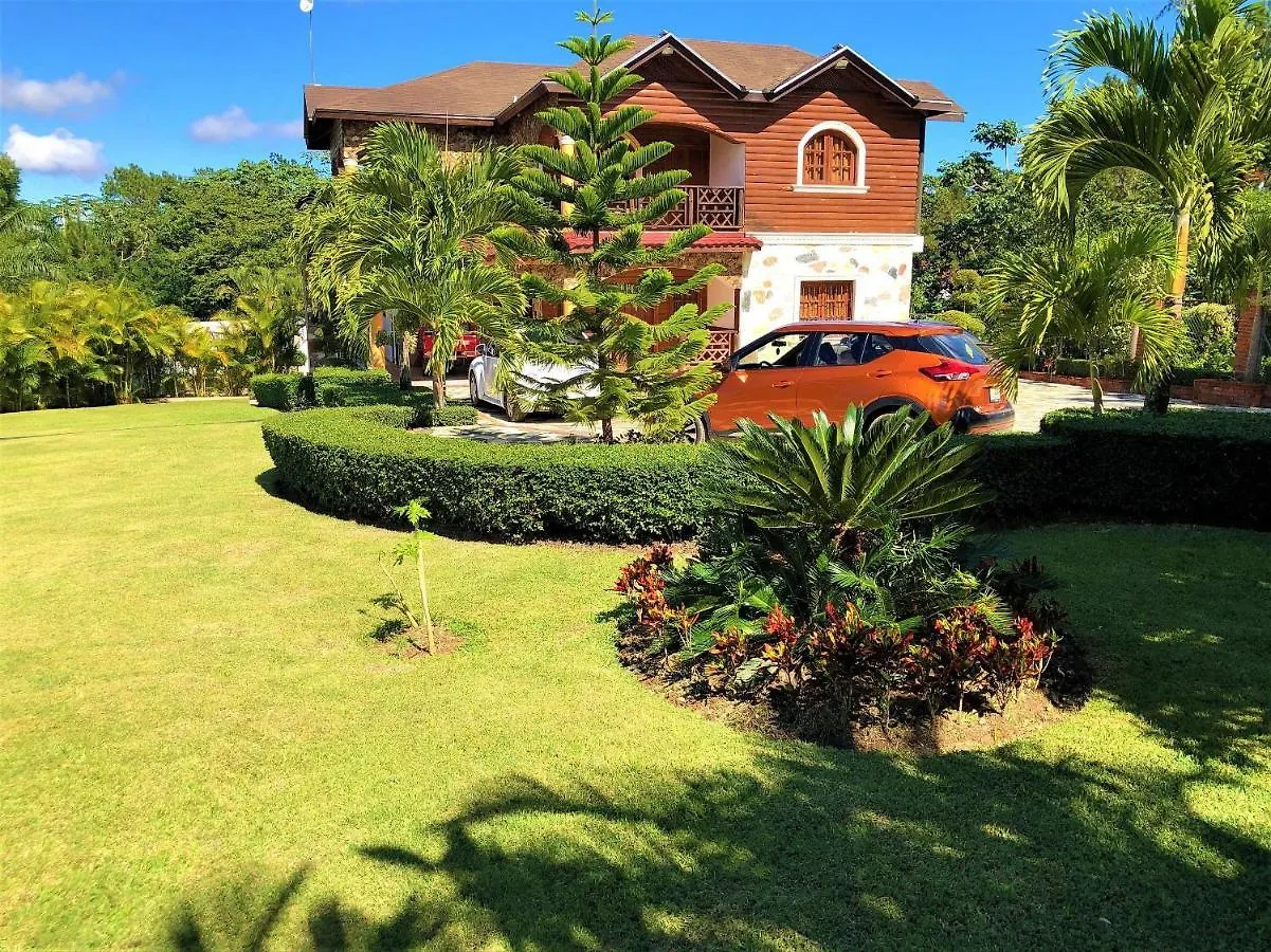 Villa Amila By Hospedify Hermosa Villa Para 20 Personas Y A 4 Minutos Del Rio De Jarabacoa Dominican Republic