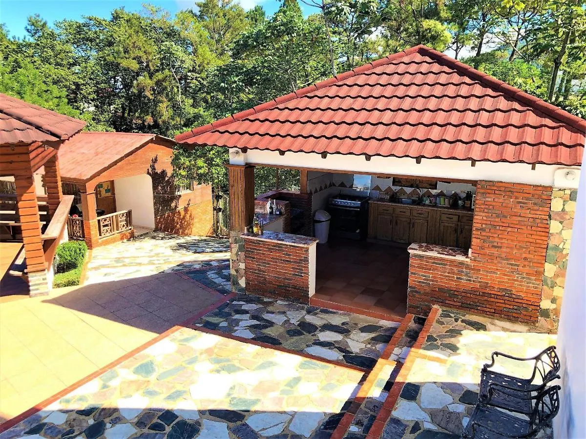 Villa Amila By Hospedify Hermosa Villa Para 20 Personas Y A 4 Minutos Del Rio De Jarabacoa Holiday home