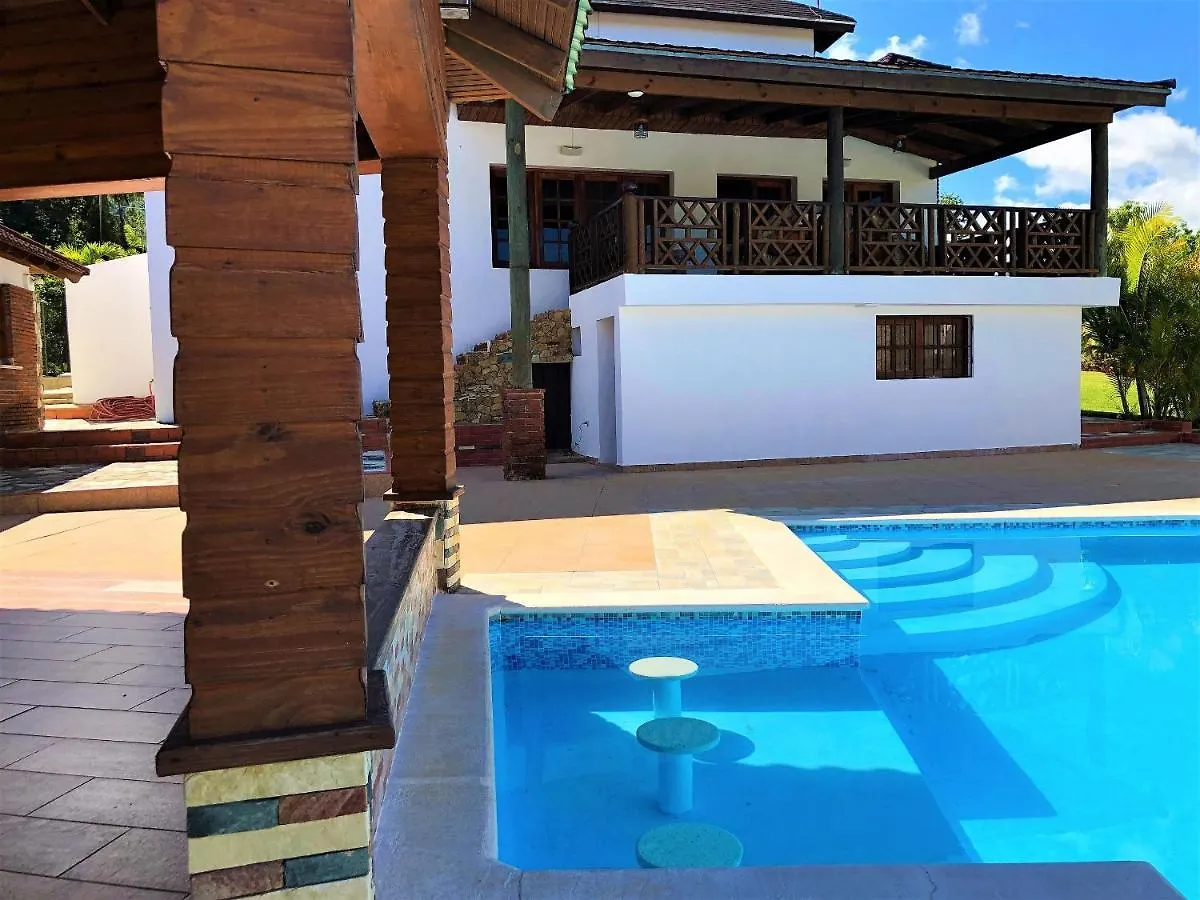 Holiday home Villa Amila By Hospedify Hermosa Villa Para 20 Personas Y A 4 Minutos Del Rio De Jarabacoa